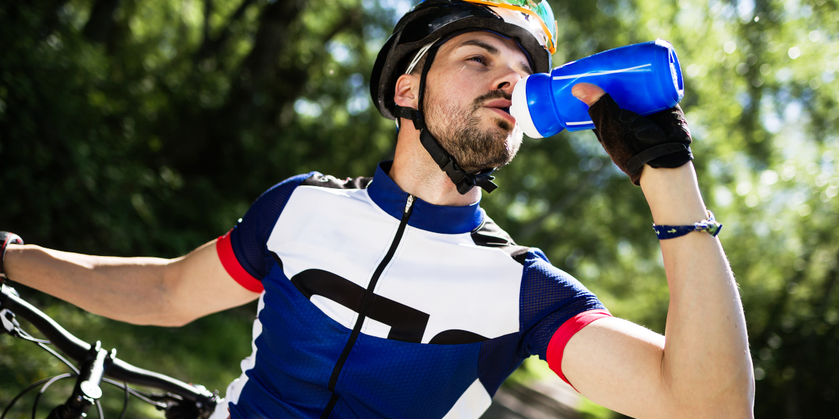 Come idratarsi correttamente per l'allenamento con il caldo Come idratarsi correttamente per l'allenamento con il caldo