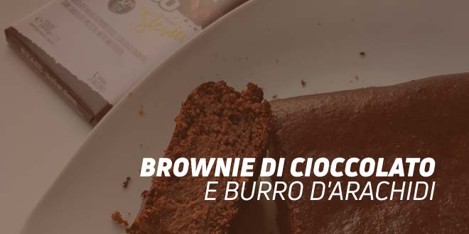 Brownie di cioccolato e burro d'arachidi Brownie di cioccolato e burro d'arachidi