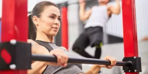 Benefici dell'integrazione con HMB per aumentare la massa muscolare