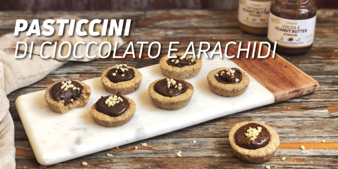 Pasticcini di Cioccolato e Arachidi Pasticcini di Cioccolato e Arachidi