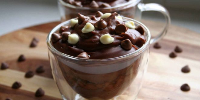 Budino al Cioccolato e Arachidi Budino al Cioccolato e Arachidi