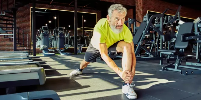 Cos’è la sarcopenia, sintomi e come combatterla Cos’è la sarcopenia, sintomi e come combatterla