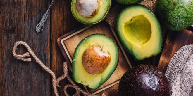 Benefici e proprietà dell’Avocado Benefici e proprietà dell’Avocado