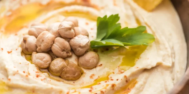 Hummus fatto in casa Hummus fatto in casa