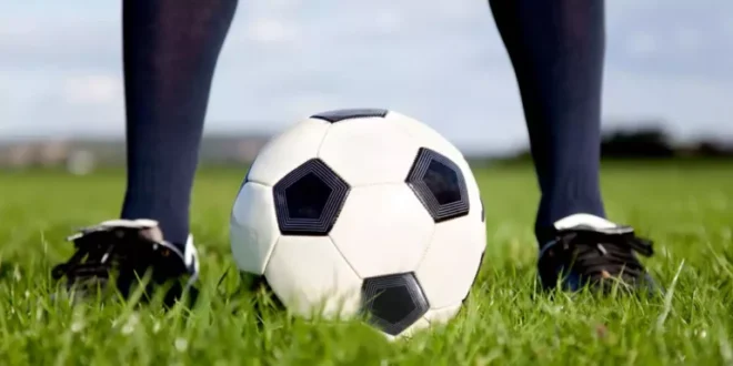 Dieta per calciatori: cosa mangiare per massimizzare le prestazioni Dieta per calciatori: cosa mangiare per massimizzare le prestazioni