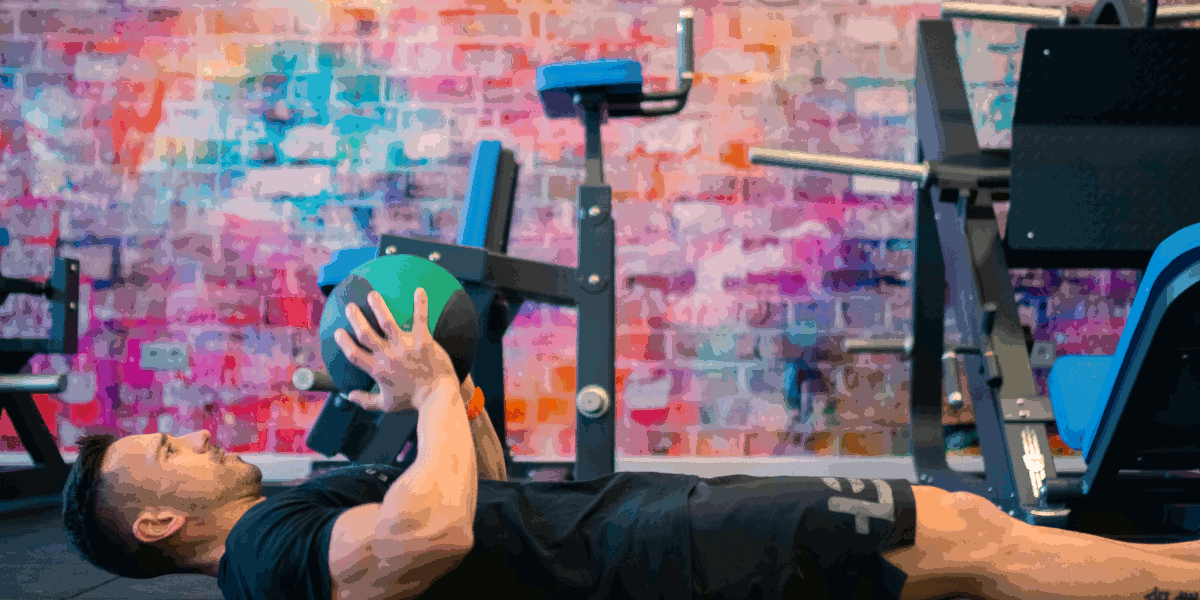 Lancio verticale della palla Lancio verticale della palla