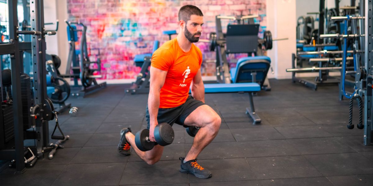 Affondi con manubri tabata