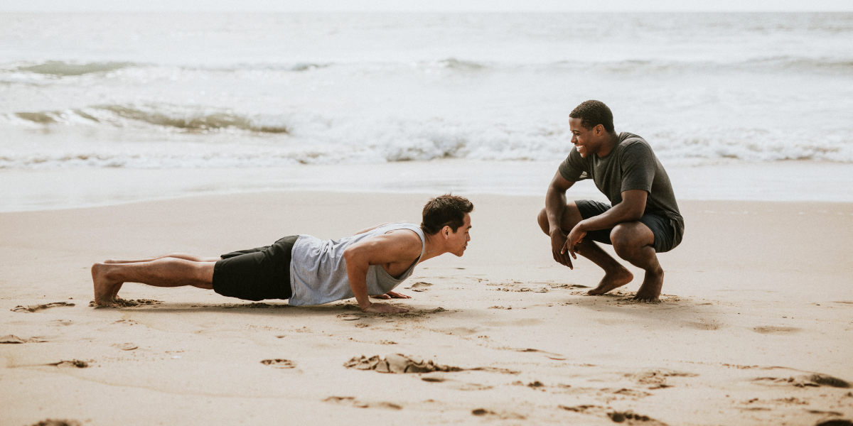 Addominali esercizi in coppia