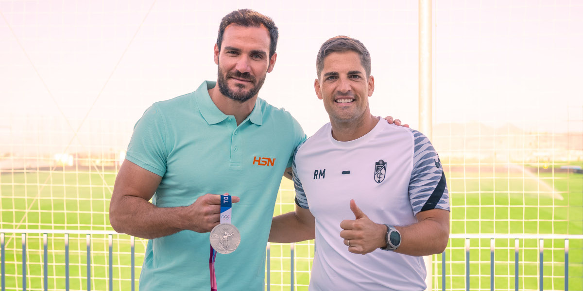 Saúl Craviotto visita Ciudad Deportiva Granada CF