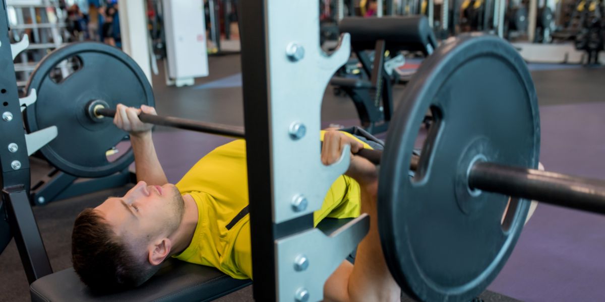 Distensioni su Panca Distensioni su Panca