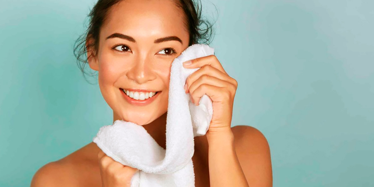 Routine giornaliera per la cura del viso Routine giornaliera per la cura del viso
