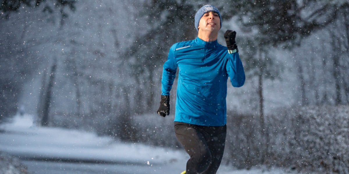 Sportivo vestito a strati