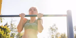 Tecnica corretta per fare le trazioni come un professionista