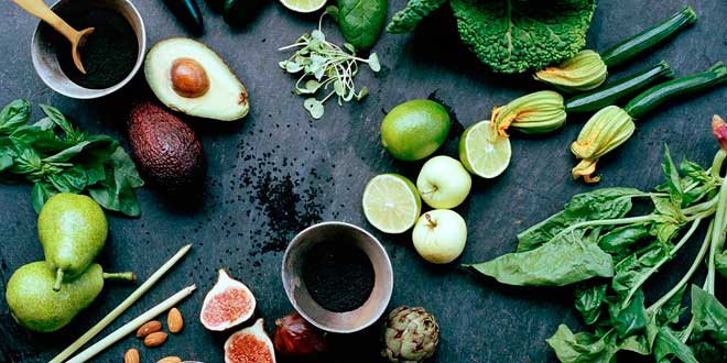 alimenti con frutta e verdura