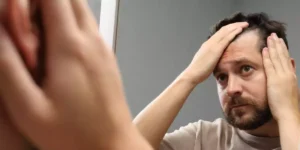 Come trattare l’alopecia ed evitare la caduta dei capelli