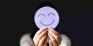 Alimenti da evitare per migliorare il tuo umore