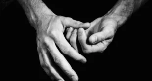 Perché scricchiolano le articolazioni?